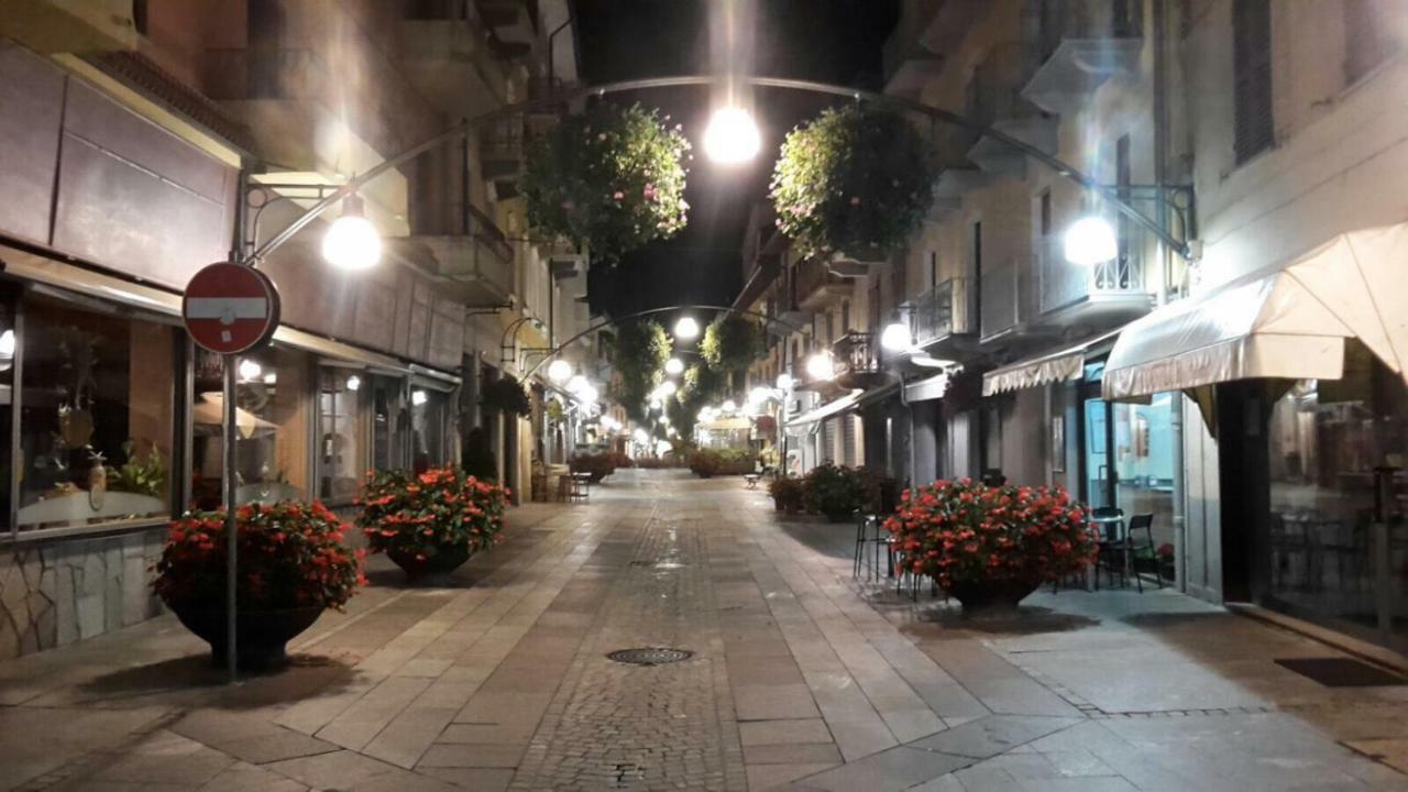 Appartamento Rosa Alpina Tra Il Casino E Le Terme Di Saint Vincent Saint-Vincent Exterior foto